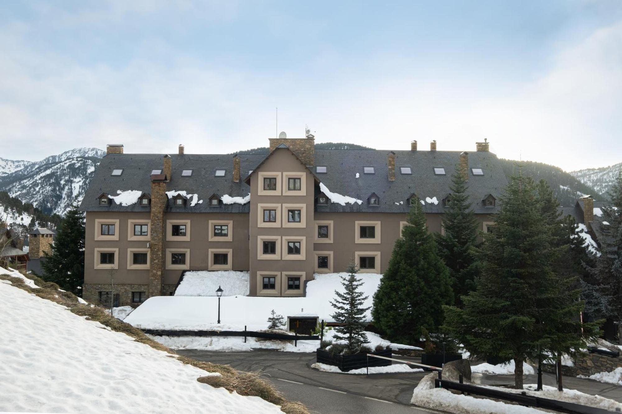 Eurostars Royal Tanau Otel Baqueira Beret Dış mekan fotoğraf